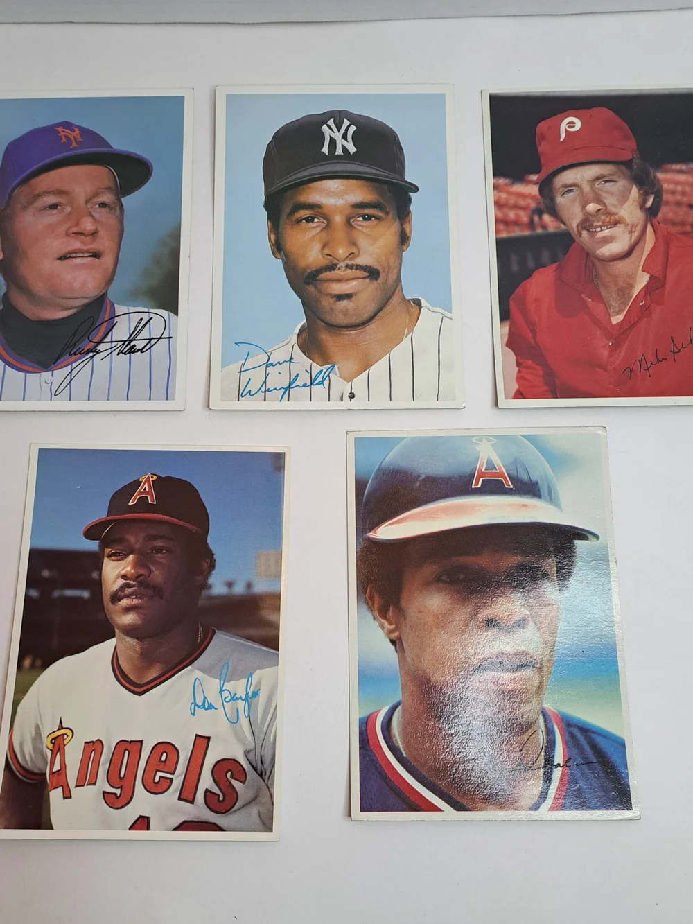 Vintage Lot- 5 Topps 1980-81 Cards 7"x5" Staub, Baylor, Carew, Winfield, Schmidt - Picture 1 of 2